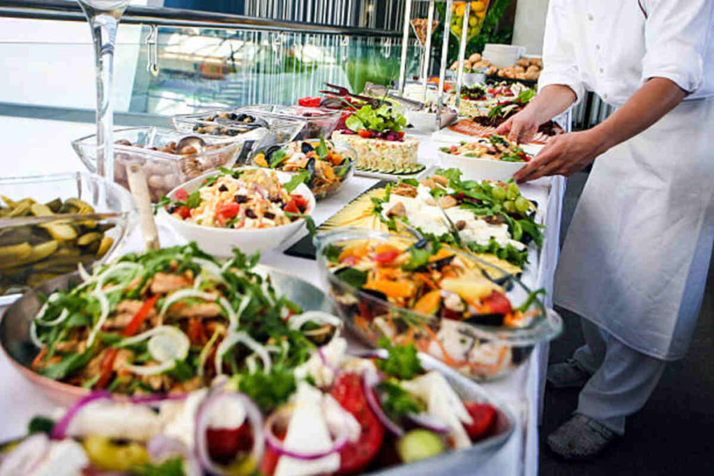 itc grand chola buffet price