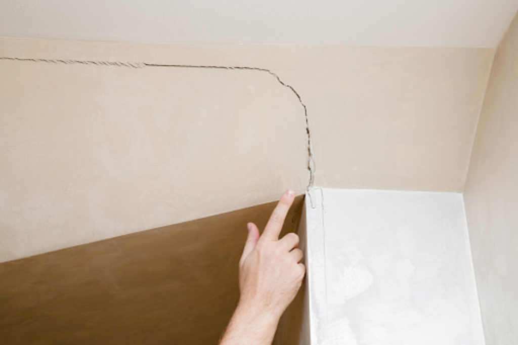 how to fix ceiling cracks