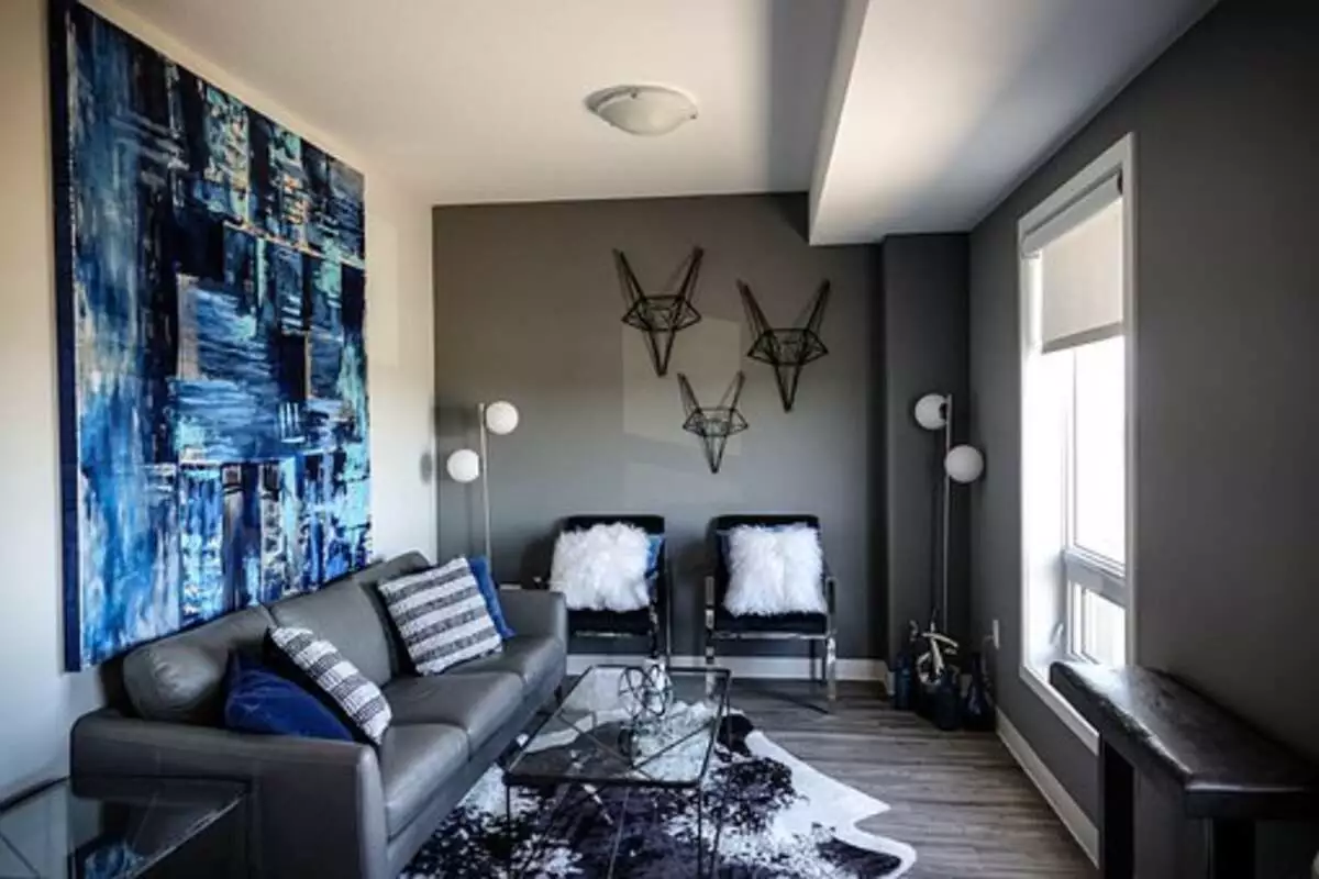 Where to Find Cheap Wall Decor on the Internet