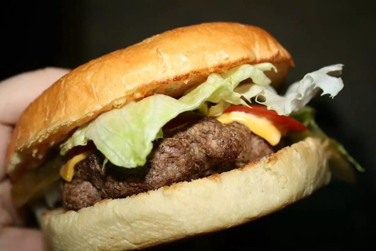 The Five Essentials of a Busy Burger