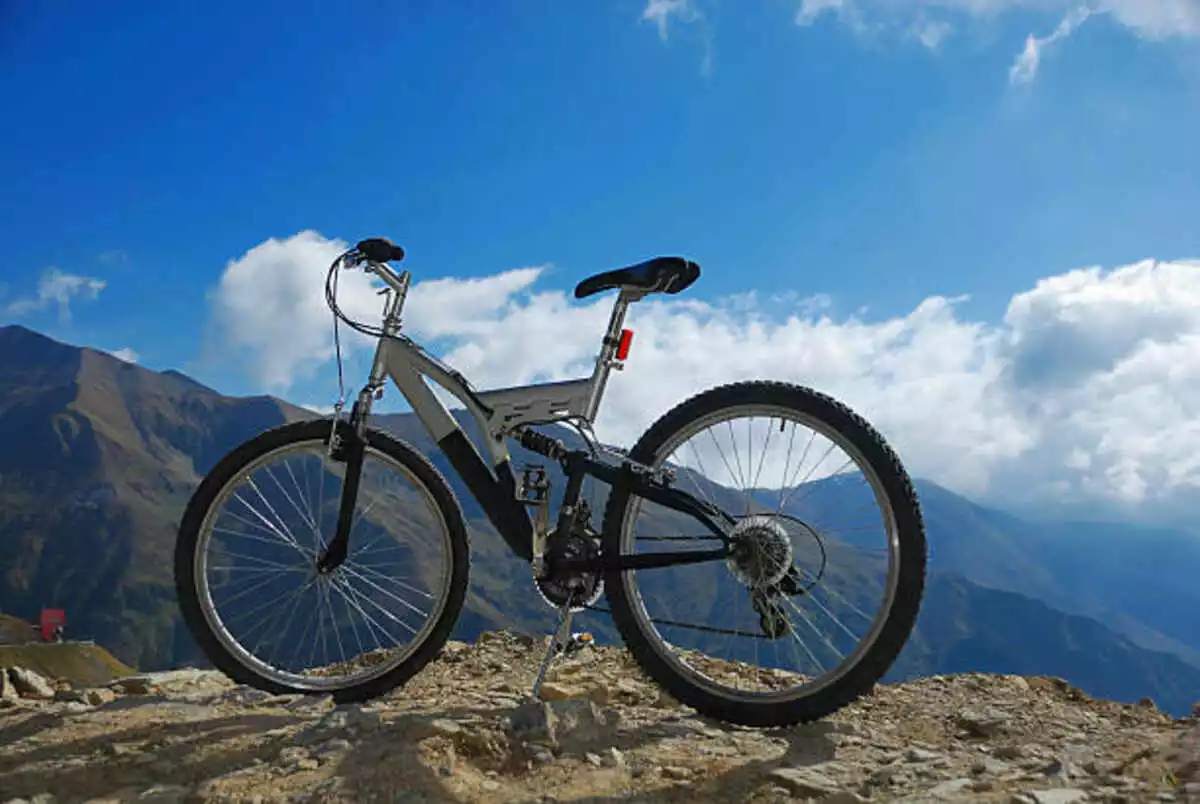GT Outpost Mountain Bike